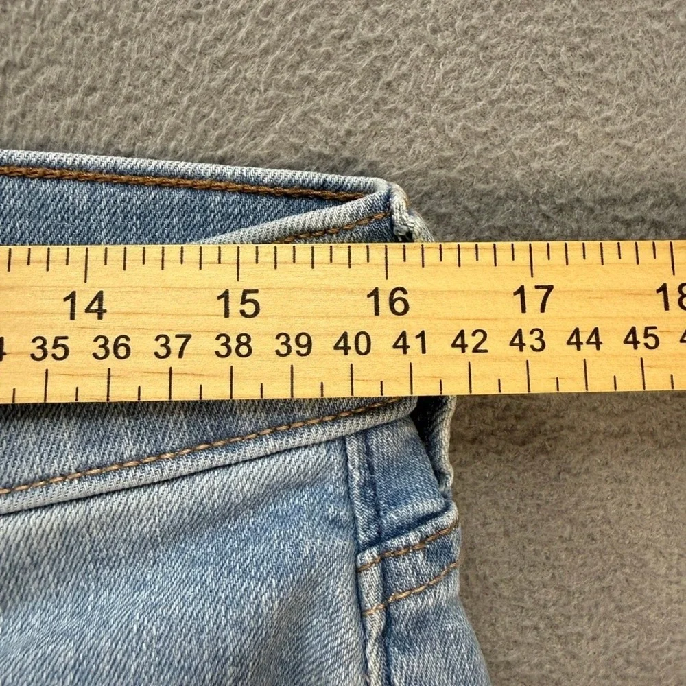 Hollister Athletic Slim Straight Jeans Mens 32x34 (FIT 32x32) Light Wash Denim